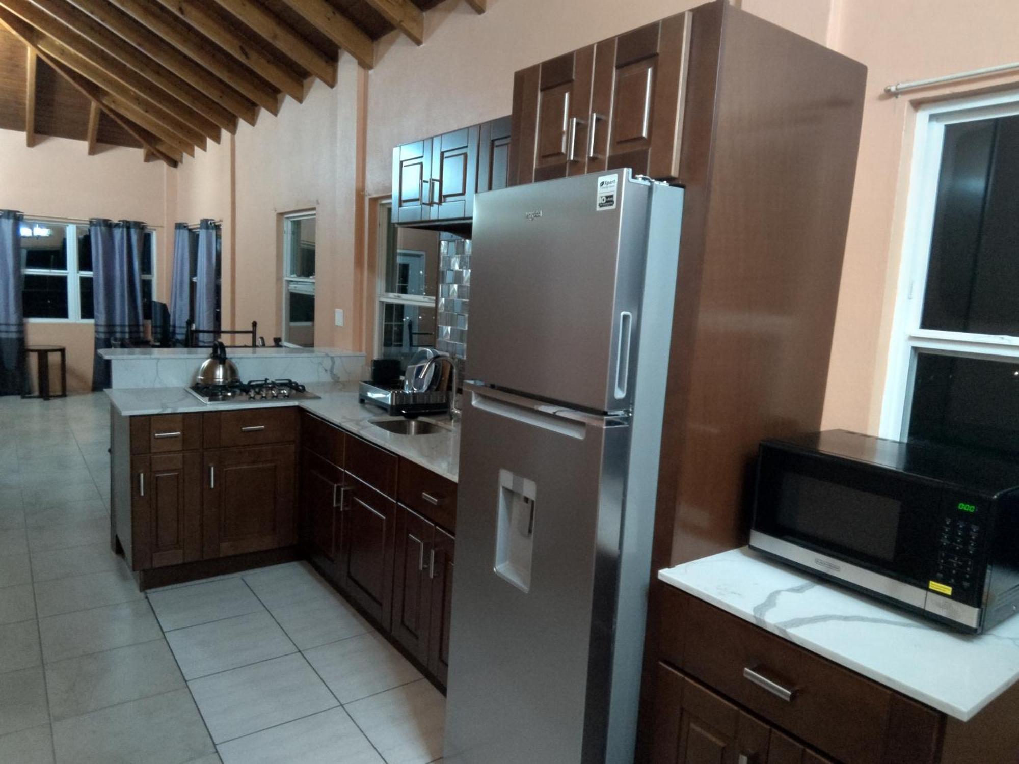 Zeus Estate Guesthouse St. John's Екстер'єр фото