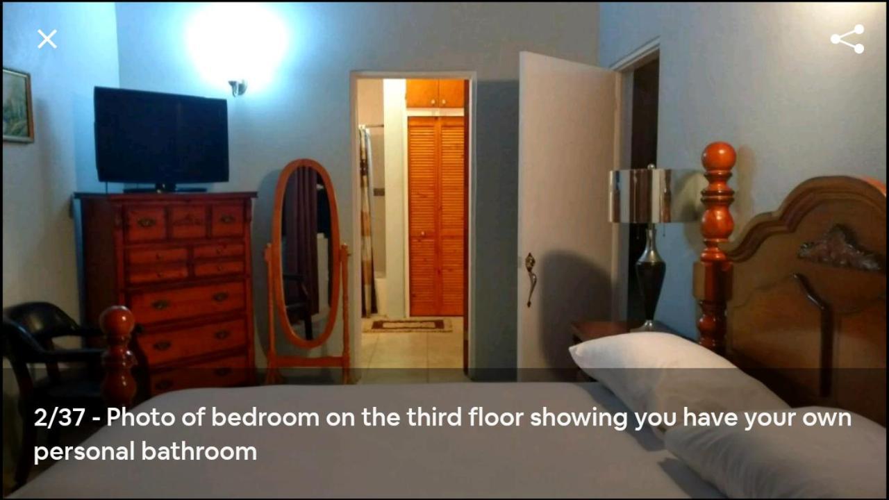 Zeus Estate Guesthouse St. John's Екстер'єр фото
