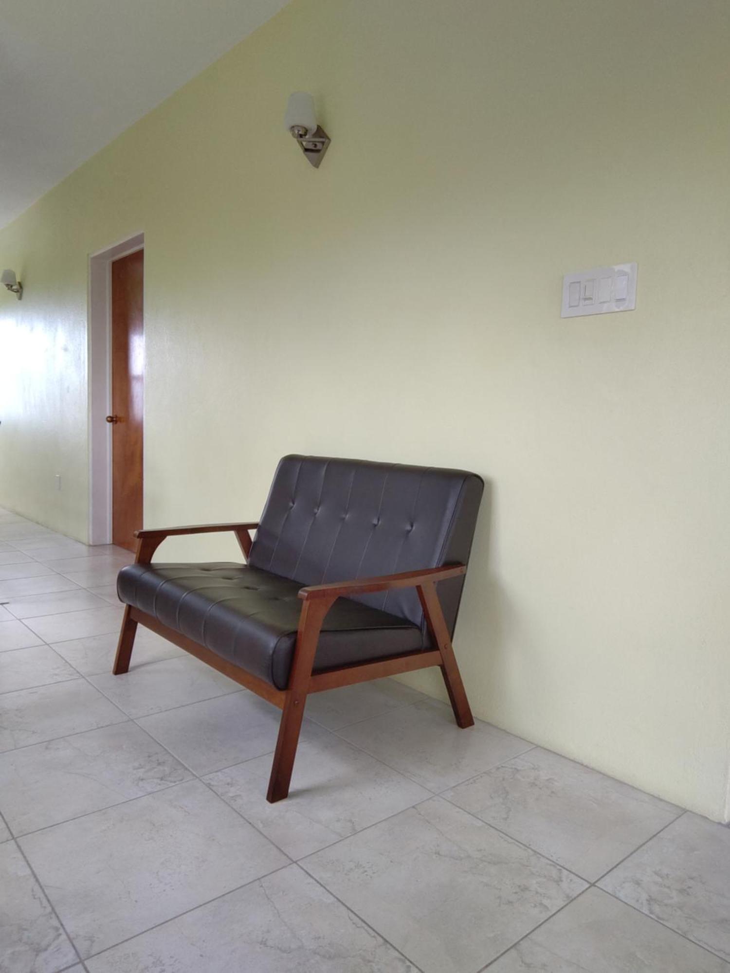 Zeus Estate Guesthouse St. John's Номер фото